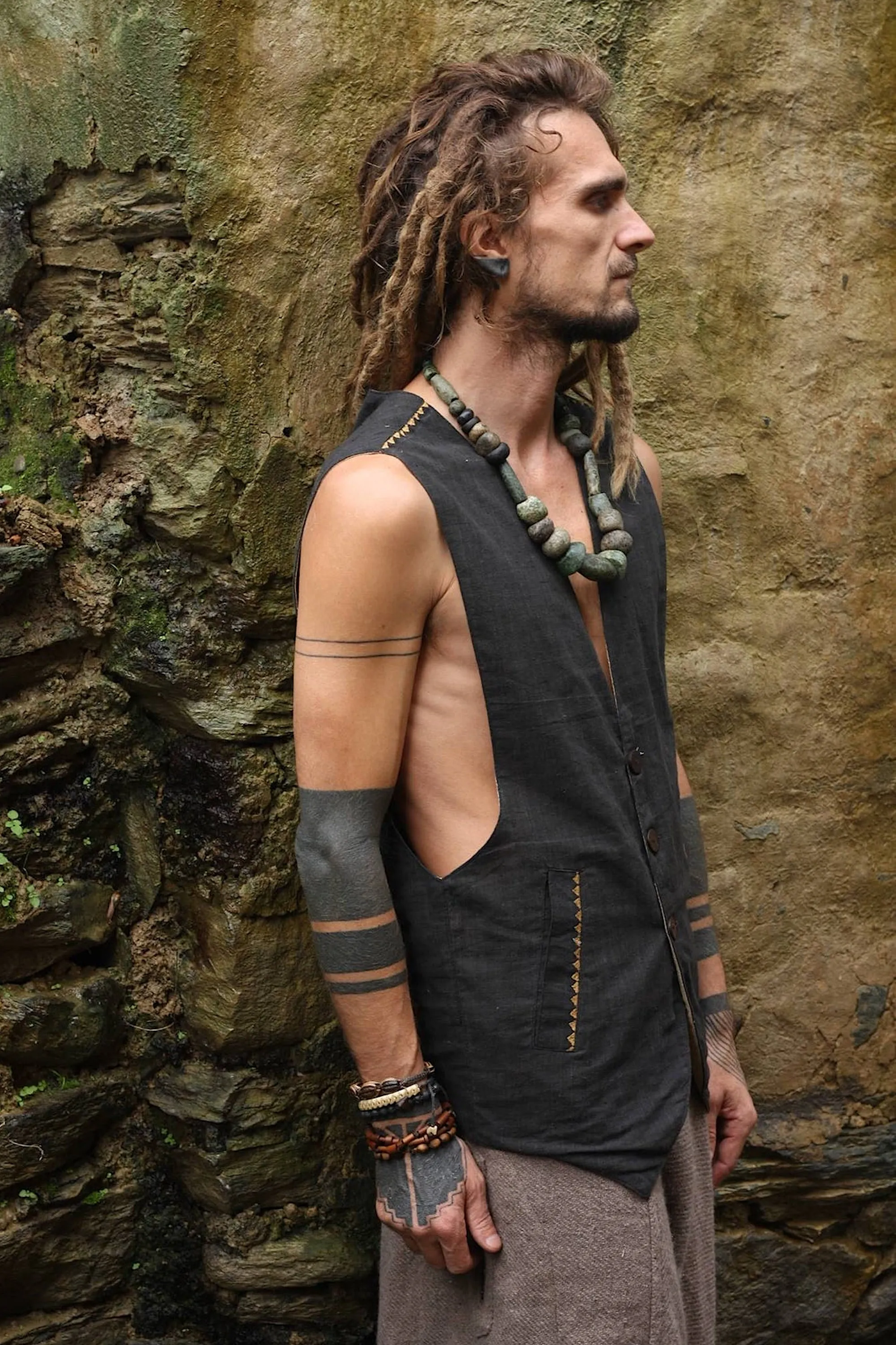 Black Handwoven Cotton Embroidered Vest ⫸ Natural Dyed