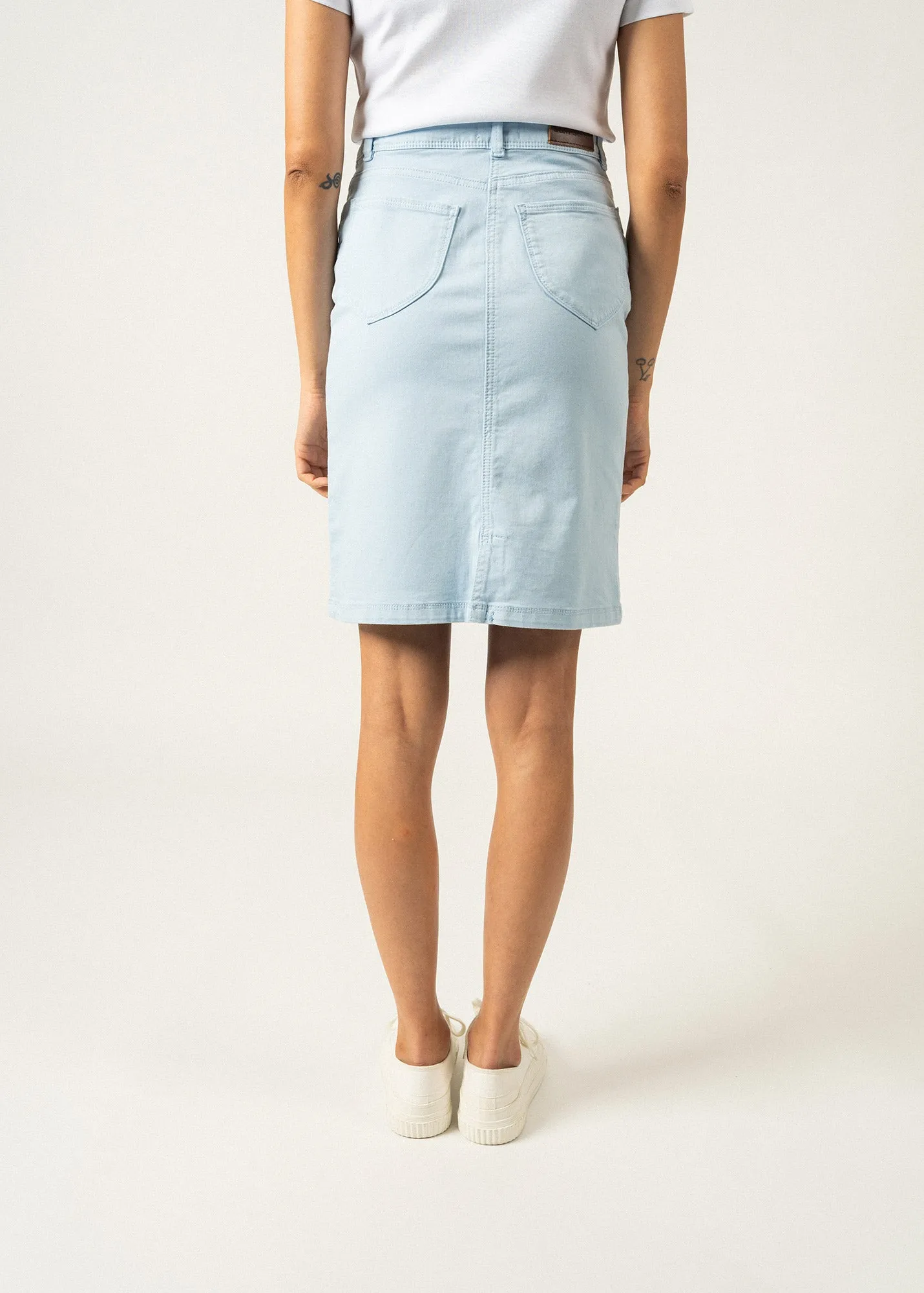 ELFY - Stretch Straight Skirt in Colorful Denim (LIGHT BLUE)