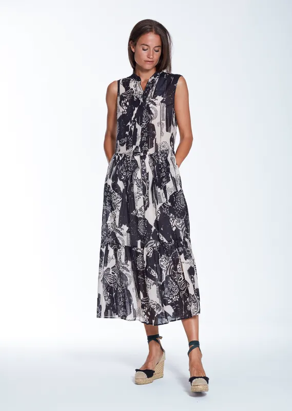 MILA LONG Sleeveless Dress in Black/White Print