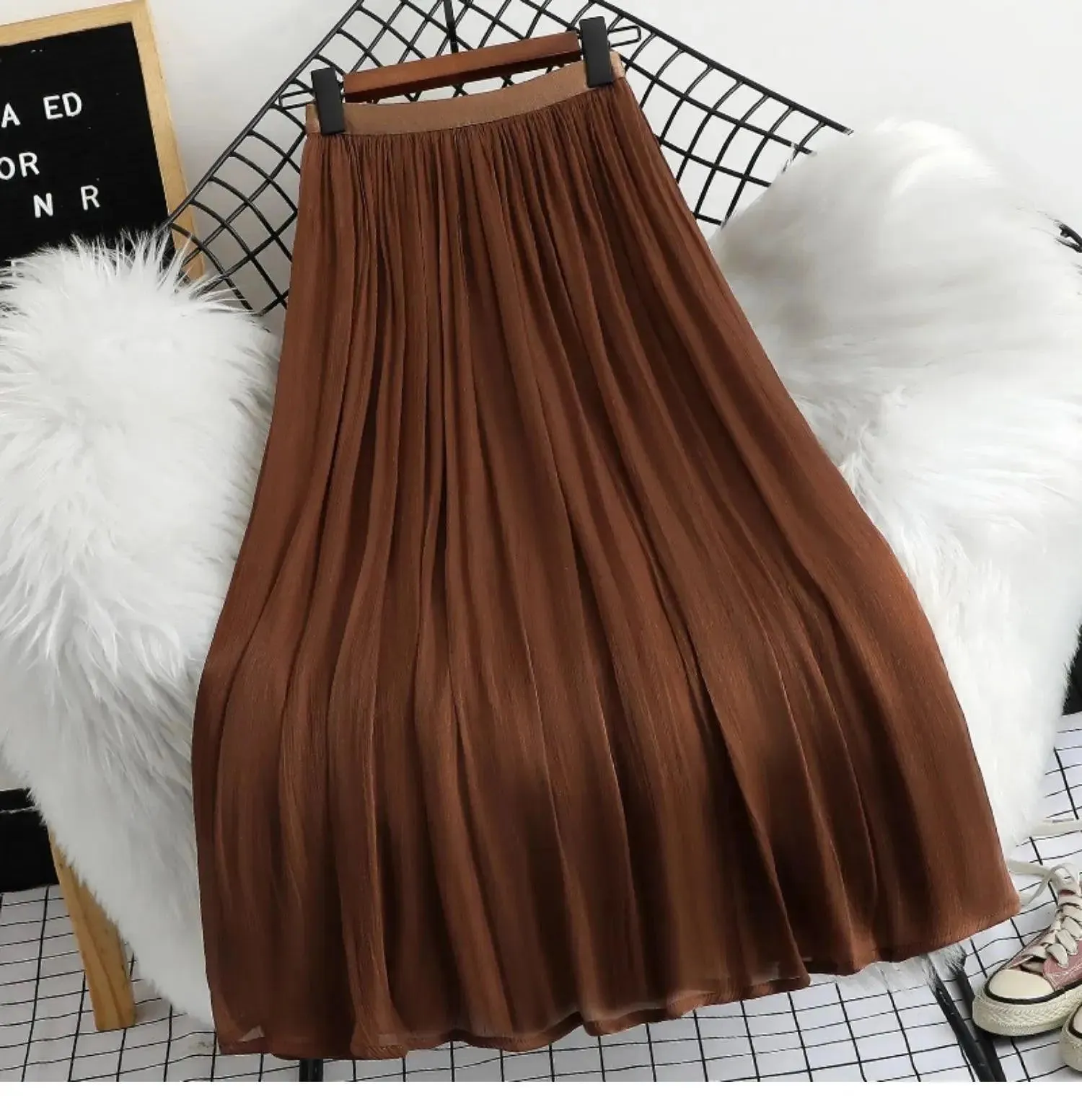 Minimalist Solid Color A-Line Skirt