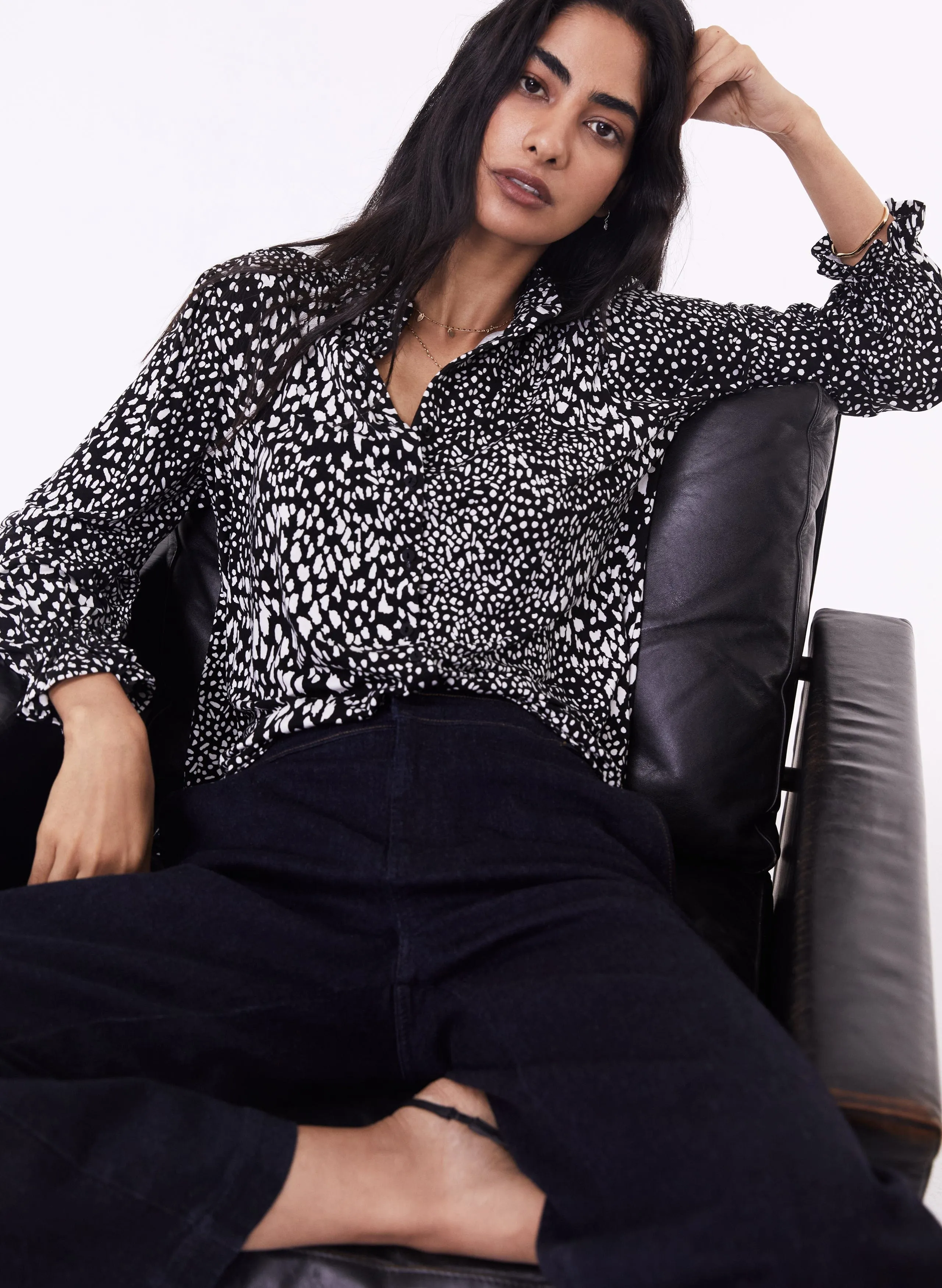 Shirley  LENZING™ ECOVERO™ Blouse | Black Texture