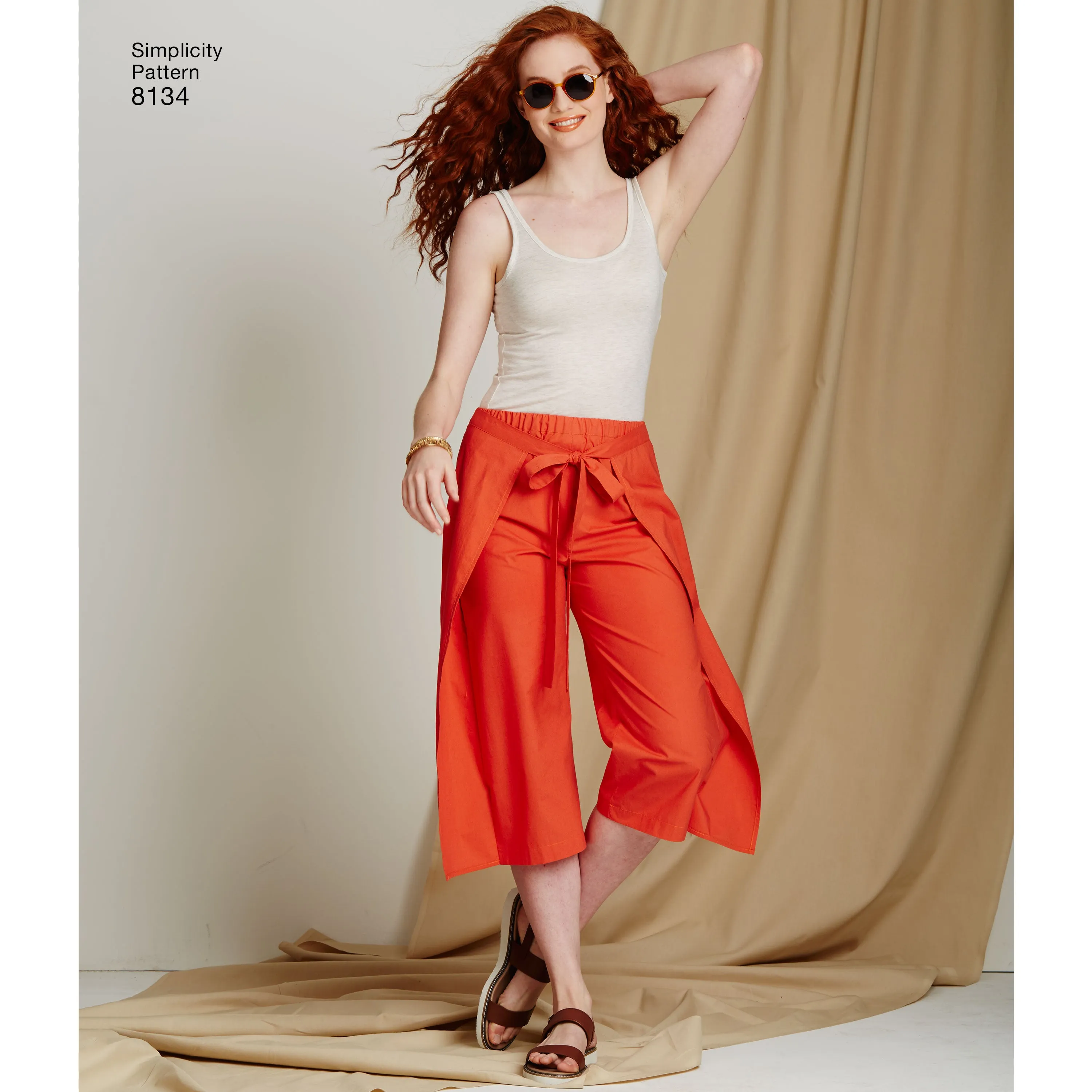 Simplicity Pattern 8134  Women's Easy-to-Sew Trousers and Shorts